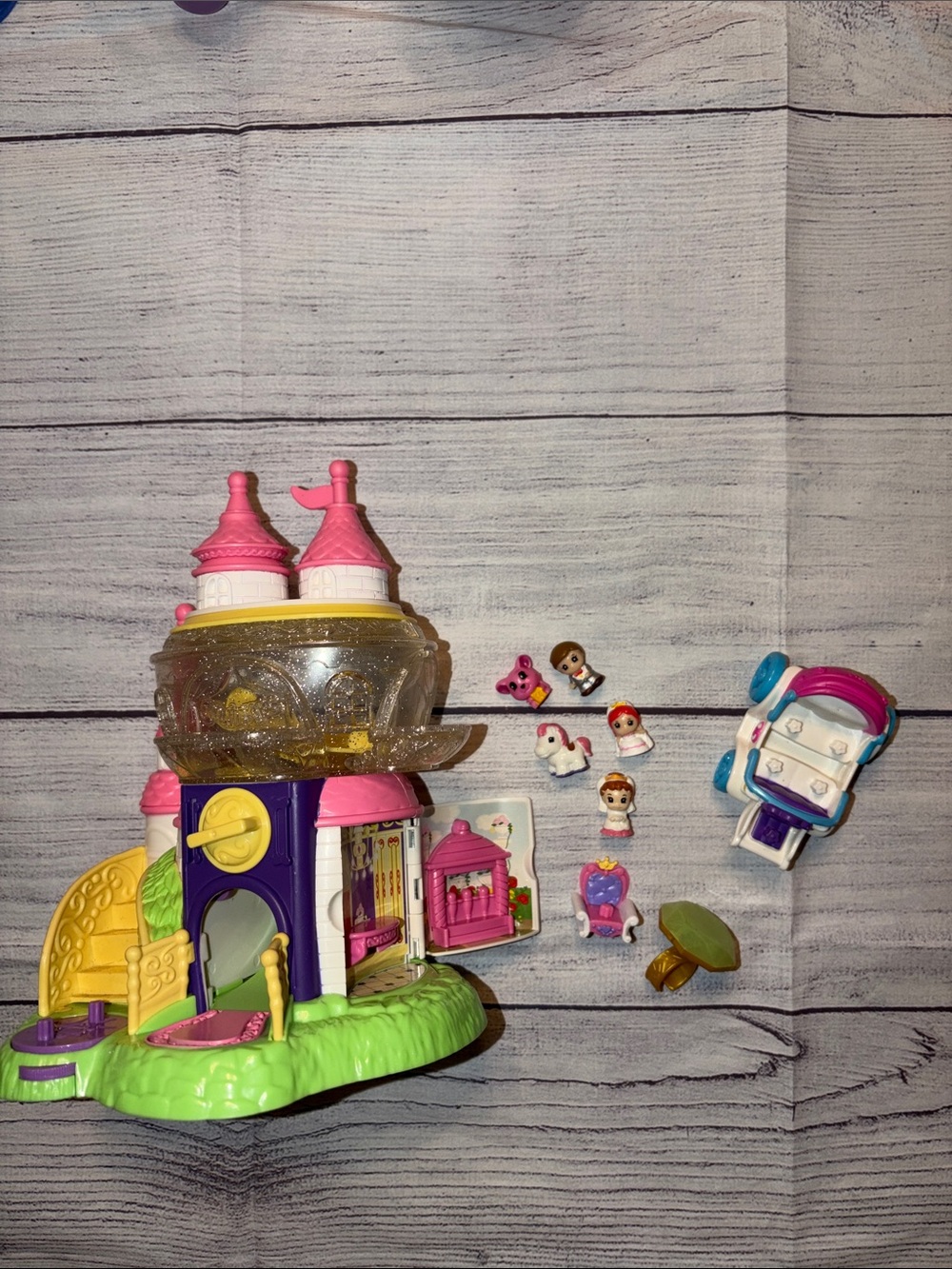 Squinkie Wedding  Castle Playset